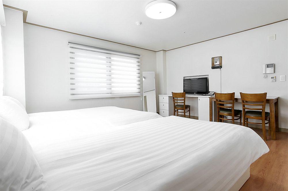 Blooming House 3*